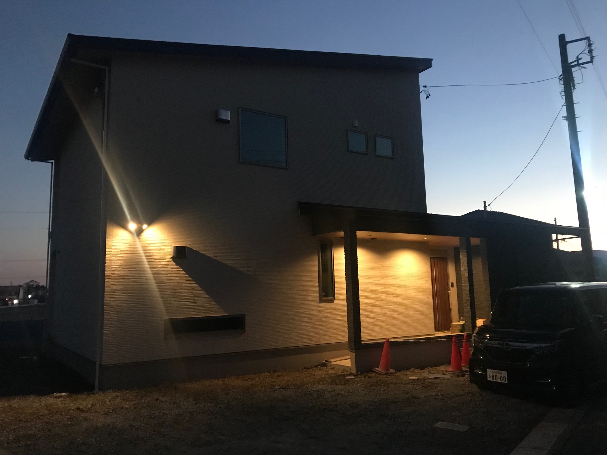 安間邸、完成